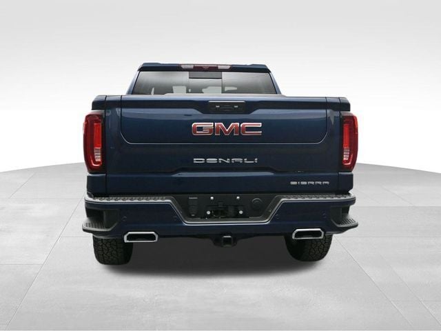 2022 GMC Sierra 1500 4WD Crew Cab Short Box Denali