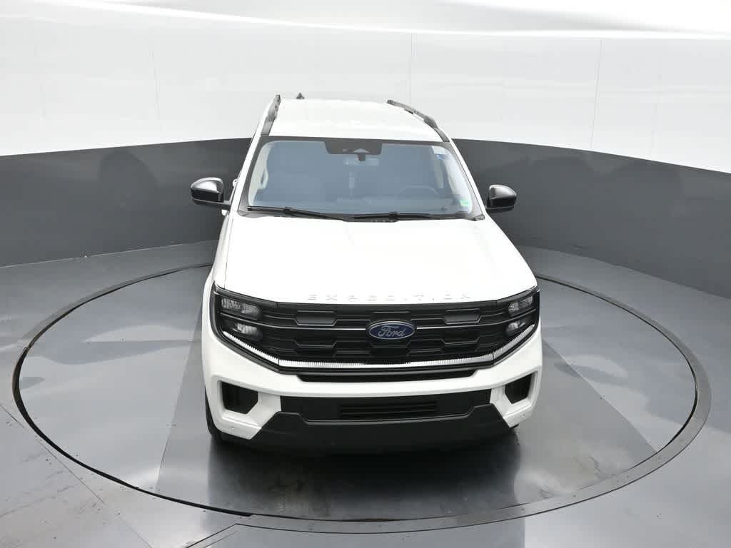 2025 Ford Expedition Active MAX