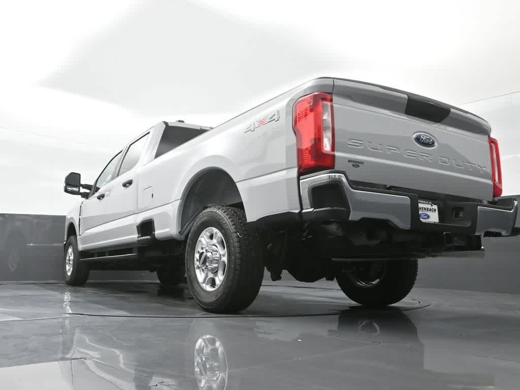 2026 Ford Super Duty F-350 SRW XLT