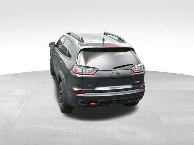 2022 Jeep Cherokee Trailhawk
