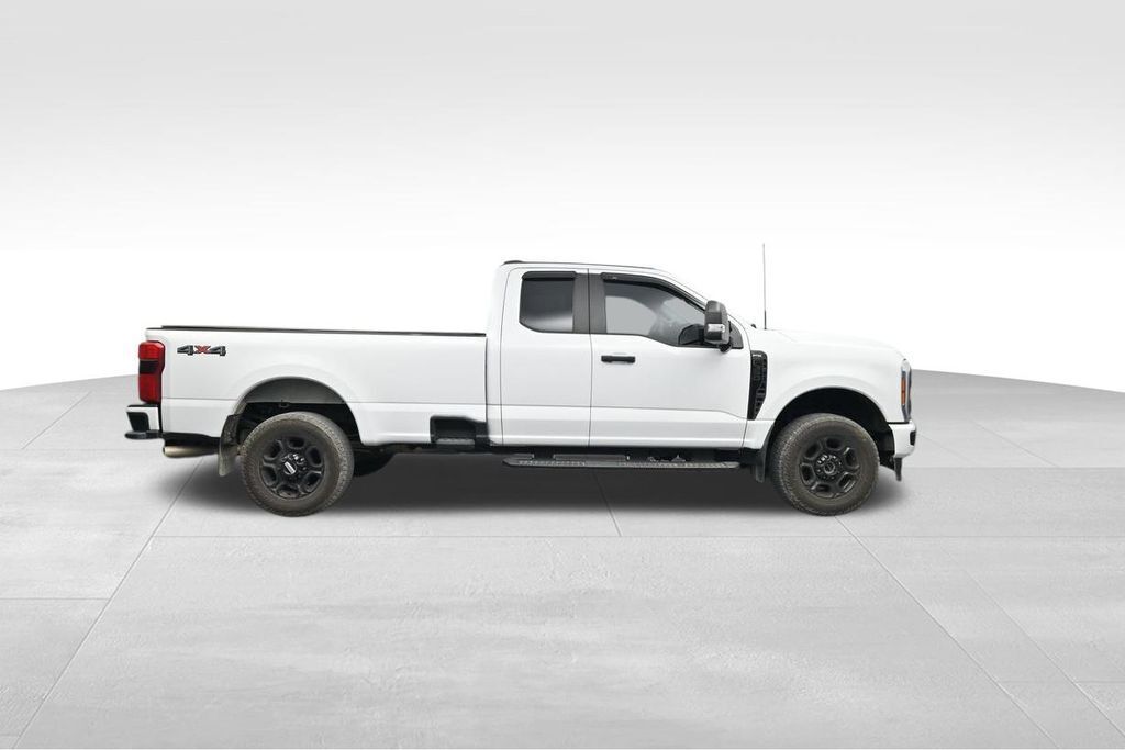 2023 Ford F-350 XL