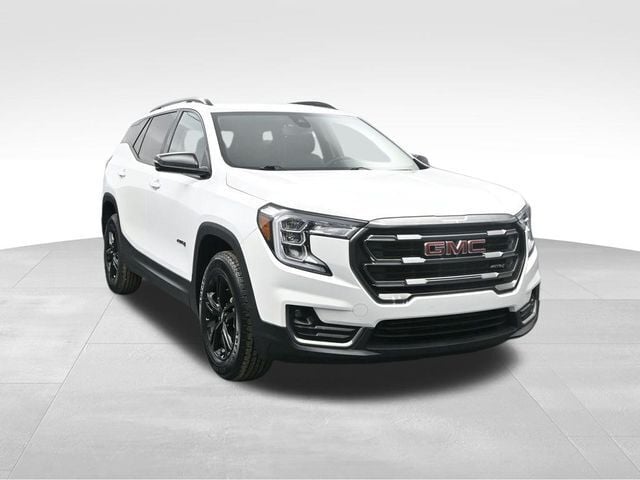 2023 GMC Terrain AWD AT4
