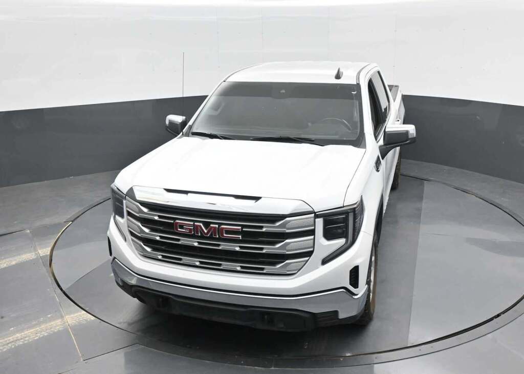2023 GMC Sierra 1500 4WD Crew Cab Short Box SLE