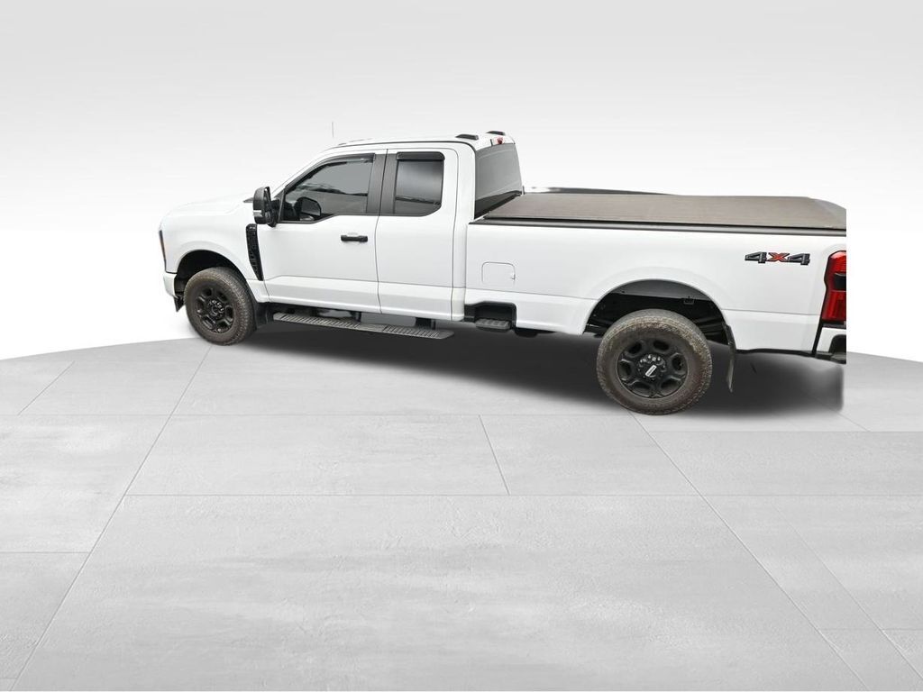 2023 Ford F-350 XL