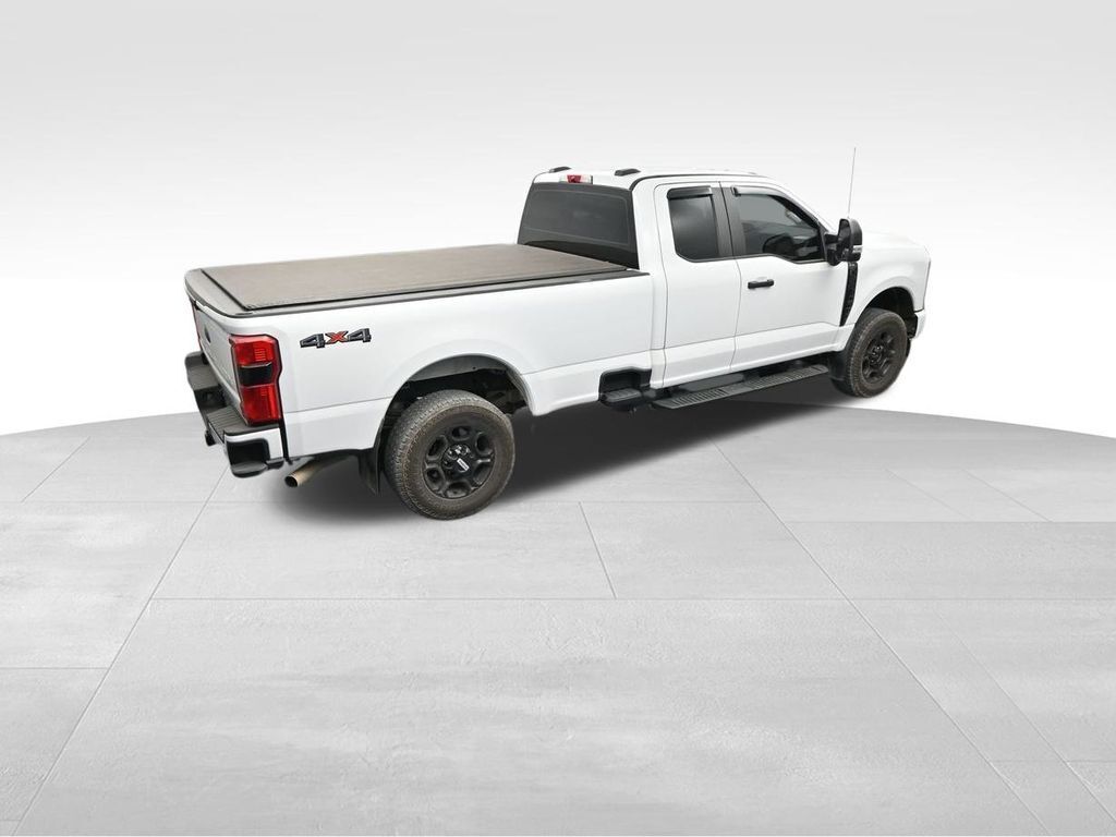 2023 Ford F-350 XL