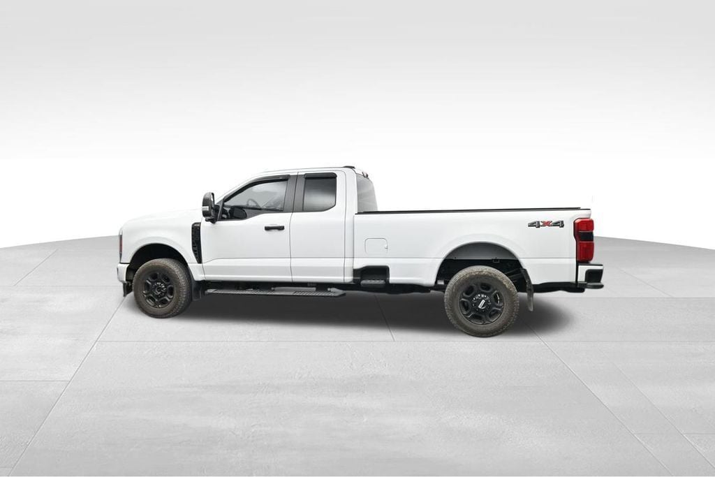 2023 Ford F-350 XL