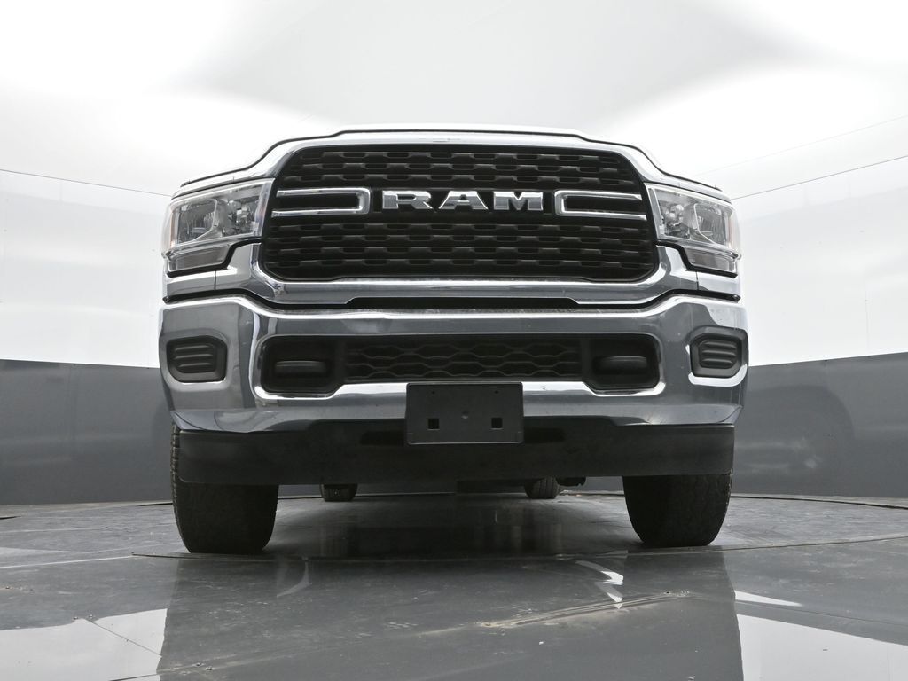 2022 Ram 3500 Big Horn Crew Cab 4x4 8' Box
