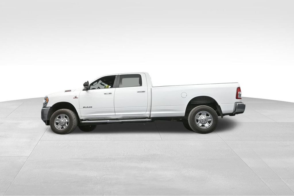 2022 Ram 3500 Big Horn Crew Cab 4x4 8' Box