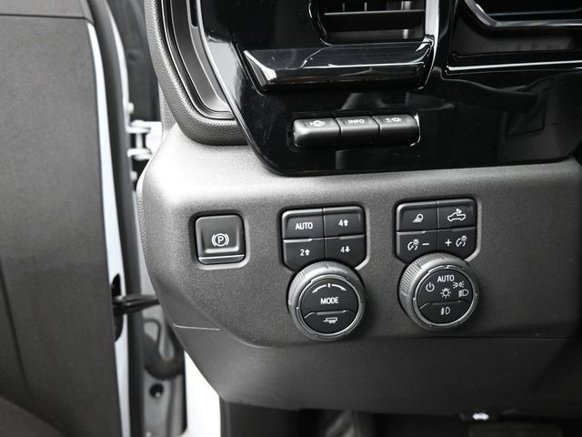 2024 Chevrolet Silverado 1500 4WD Crew Cab Short Bed ZR2
