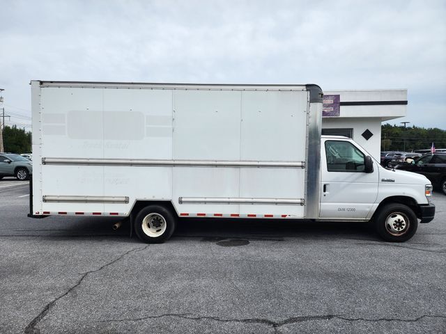 2018 Ford E-Series E-350 SD