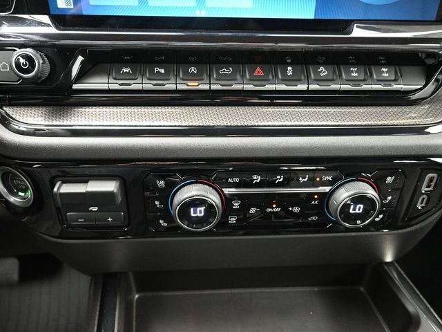 2023 Chevrolet Silverado 1500 4WD Crew Cab Short Bed ZR2