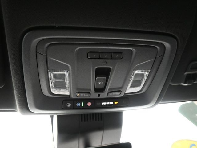 2023 Chevrolet Silverado 1500 4WD Crew Cab Short Bed ZR2