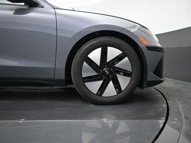 2025 Hyundai IONIQ 6 SE