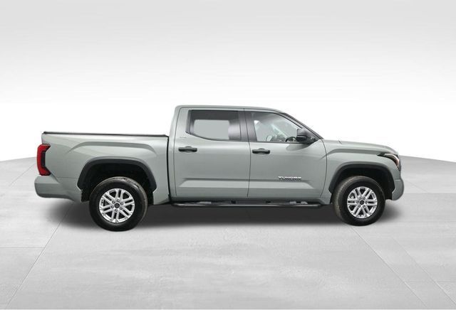 2024 Toyota Tundra SR5 4WD