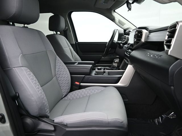 2024 Toyota Tundra SR5 4WD