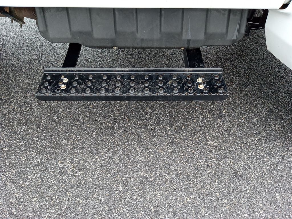 2020 Chevrolet Silverado 6500HD 1WT