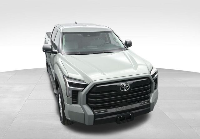 2024 Toyota Tundra SR5 4WD