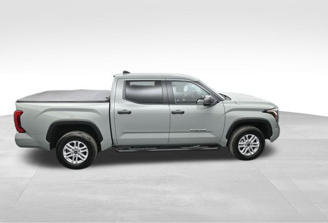 2024 Toyota Tundra SR5 4WD