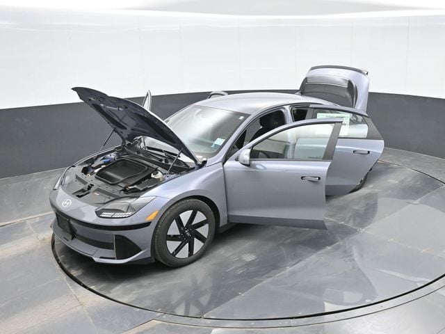 2025 Hyundai IONIQ 6 SE