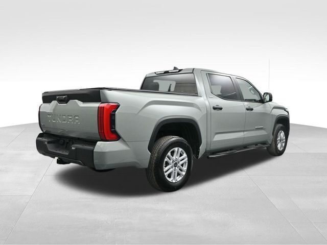 2024 Toyota Tundra SR5 4WD