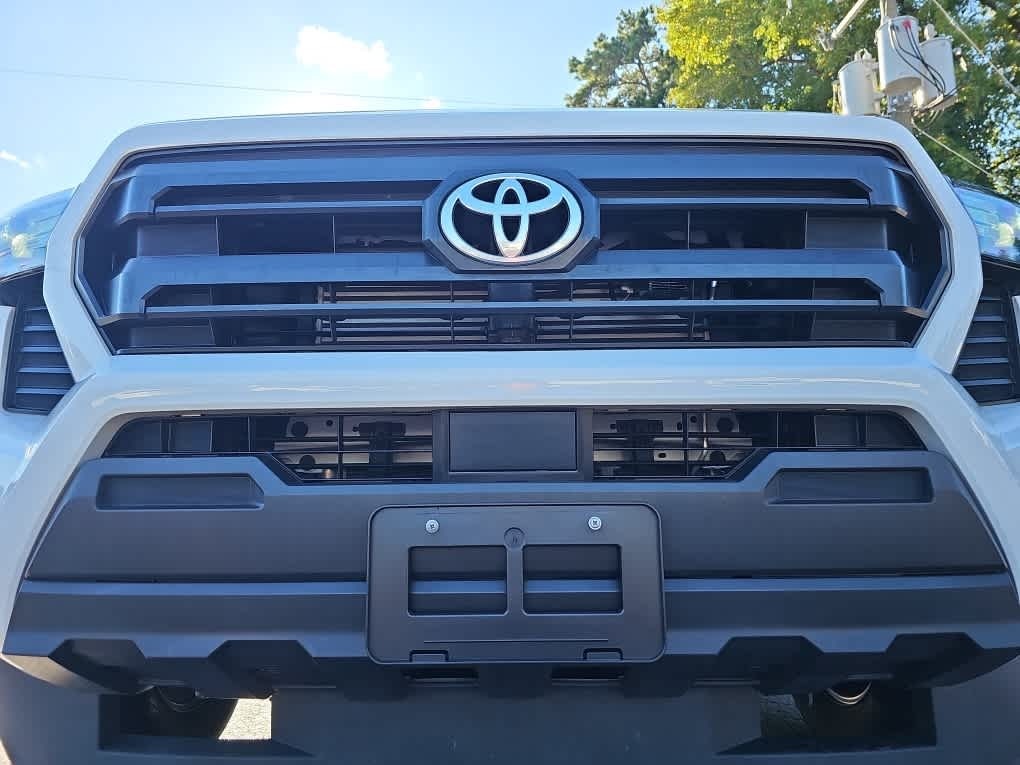 2024 Toyota Tacoma SR 2WD