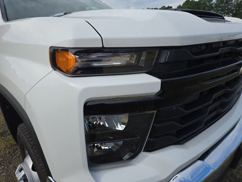 2024 Chevrolet Silverado 3500HD Chassis Work Truck