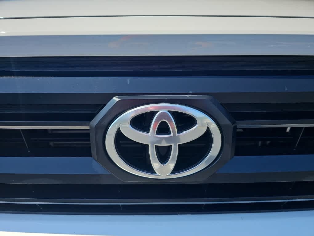 2024 Toyota Tacoma SR 2WD