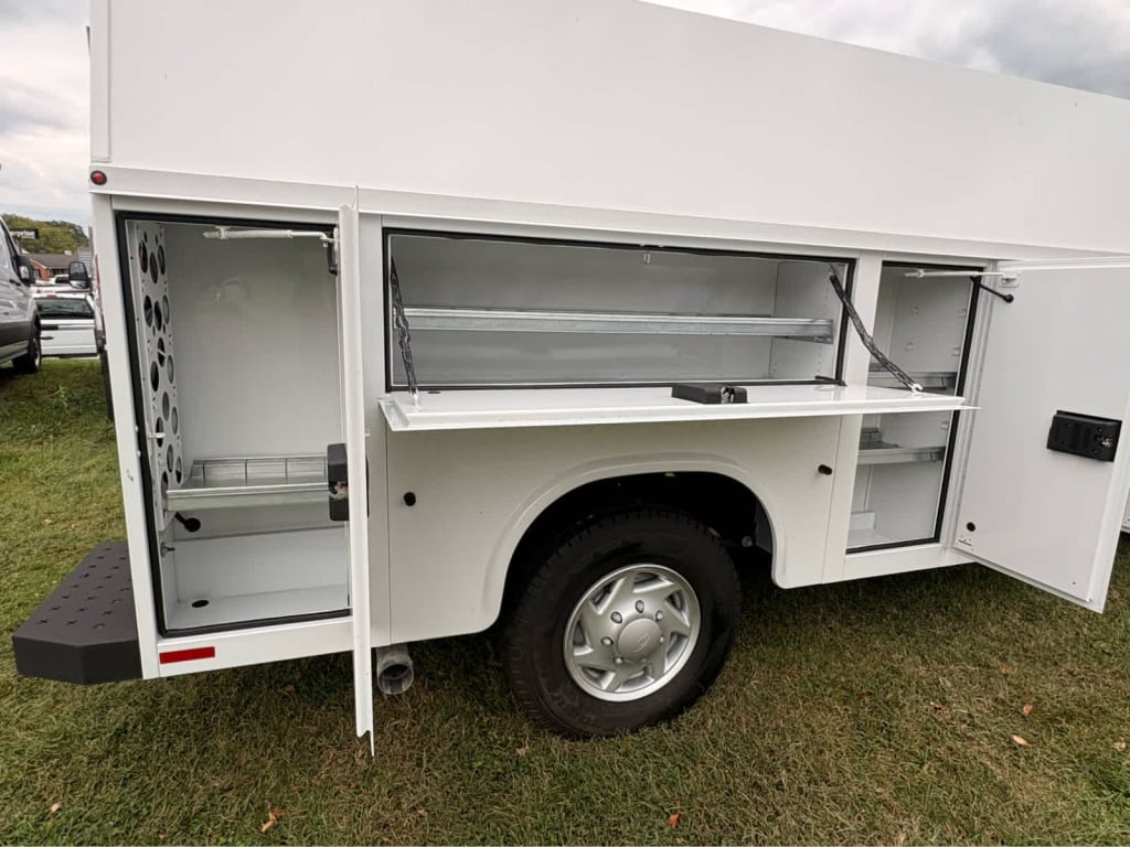 2026 Ford E-350 Cutaway 