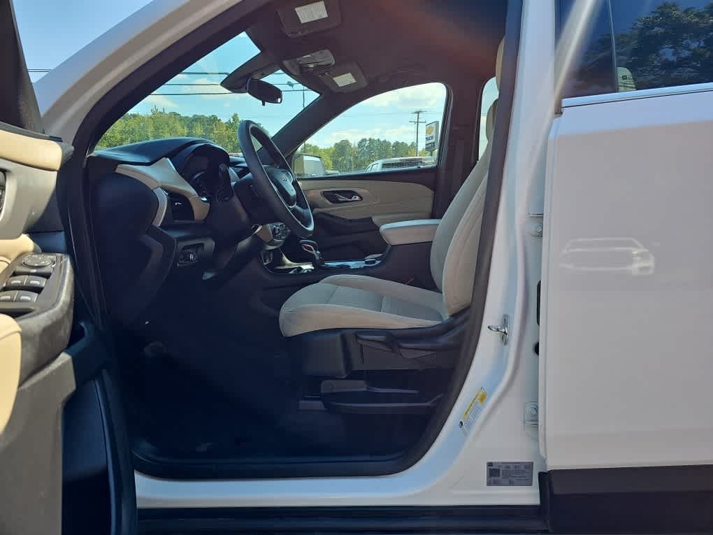 2024 Chevrolet Traverse Limited FWD LS