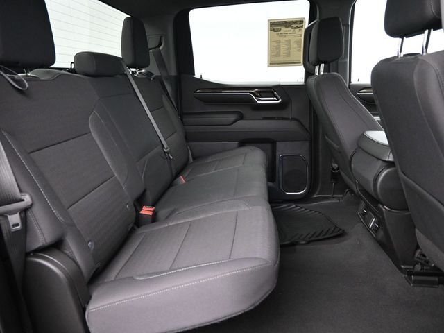 2024 GMC Sierra 1500 4WD Crew Cab Short Box SLE