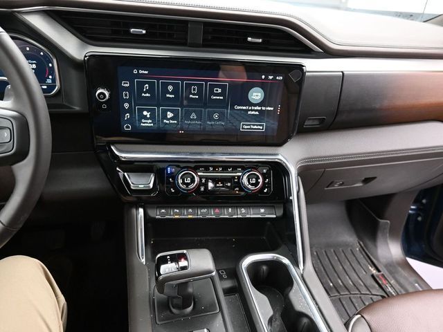 2024 GMC Sierra 1500 4WD Crew Cab Short Box Denali