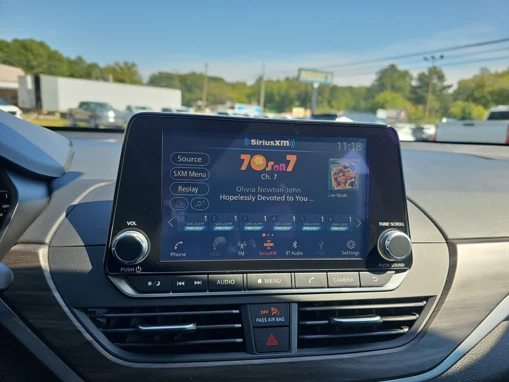 2025 Nissan Altima SV FWD