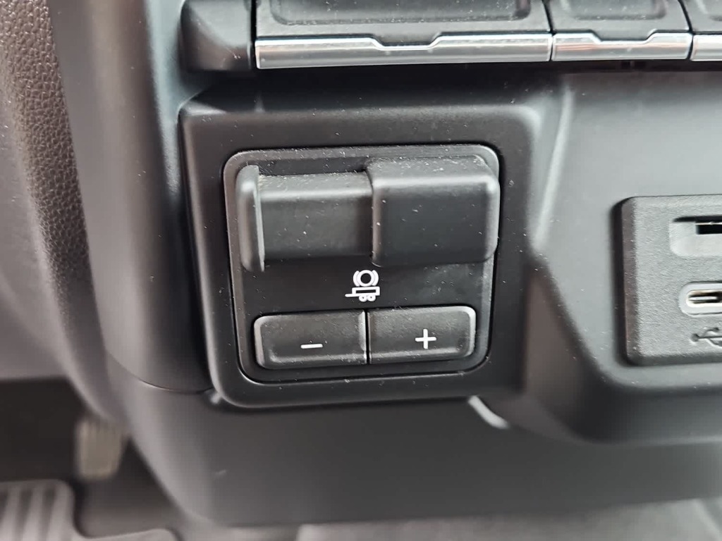 2020 Chevrolet Silverado 3500HD 4WD Crew Cab Long Bed LTZ