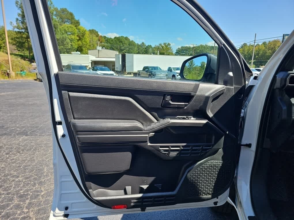 2024 Toyota Tacoma SR 2WD
