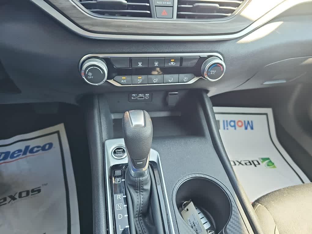 2025 Nissan Altima SV FWD