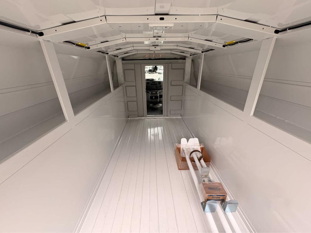 2026 Ford E-350 Cutaway 
