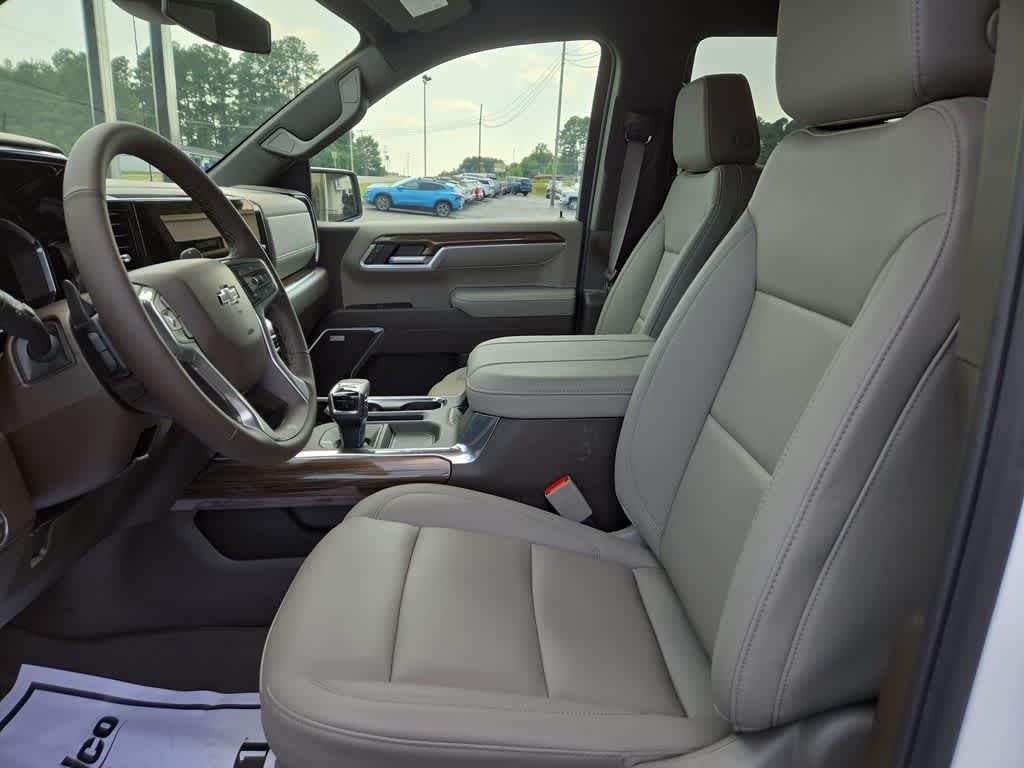 2025 Chevrolet Silverado 1500 4WD Crew Cab Short Bed RST