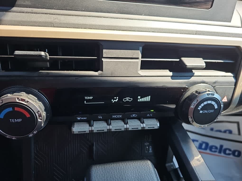 2024 Toyota Tacoma SR 2WD