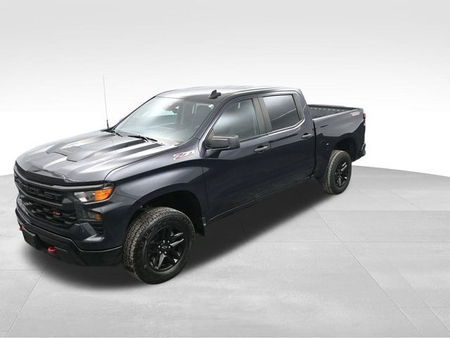 2022 Chevrolet Silverado 1500 4WD Crew Cab Short Bed Custom Trail Boss