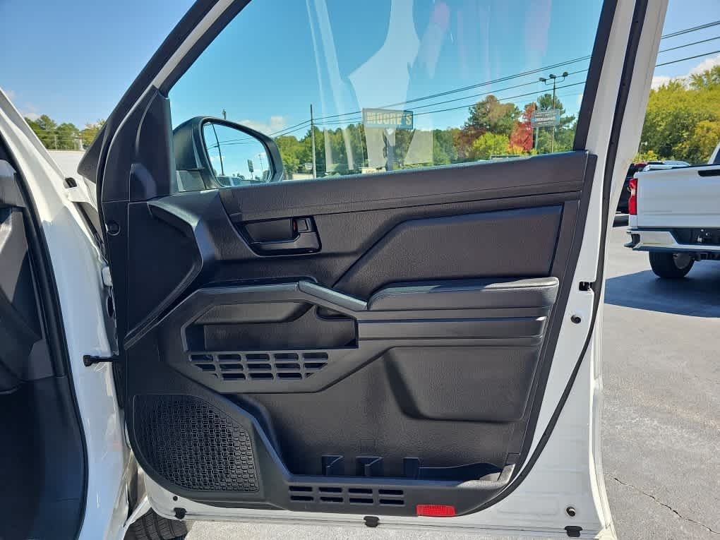 2024 Toyota Tacoma SR 2WD