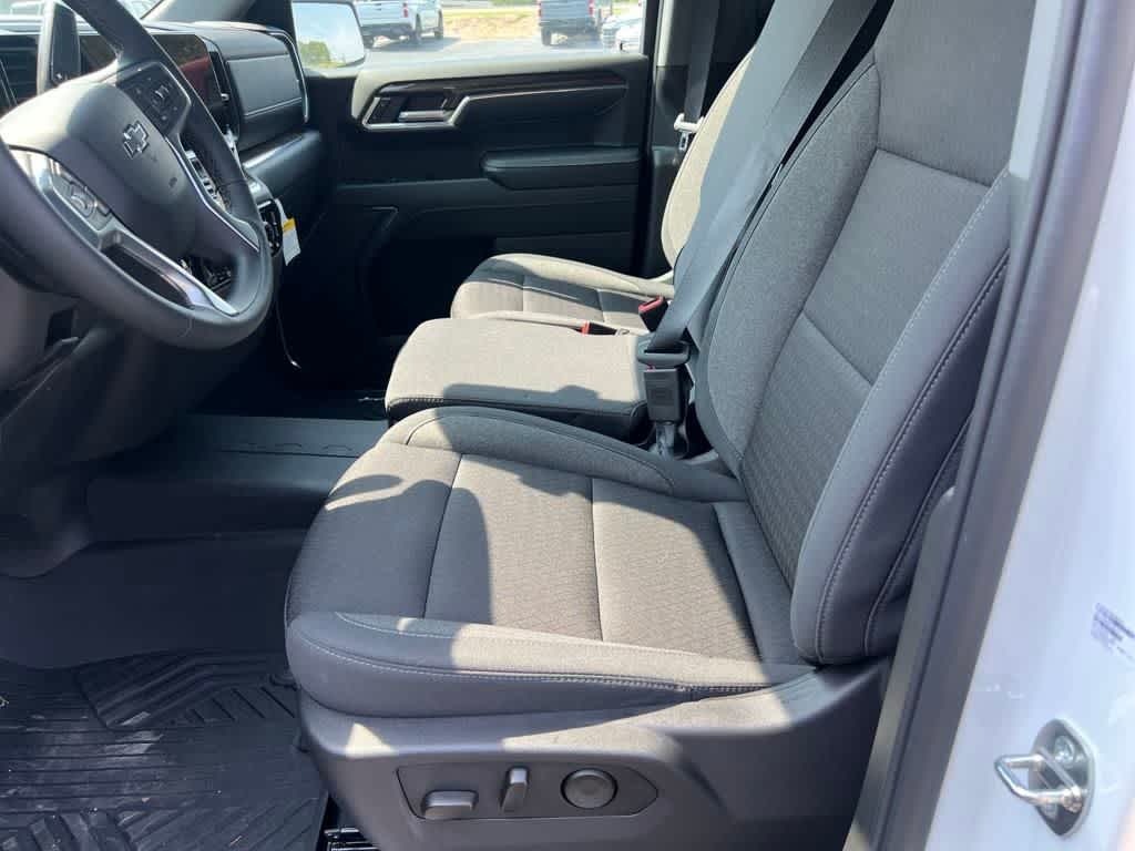 2024 Chevrolet Silverado 1500 4WD Crew Cab Standard Bed LT Trail Boss