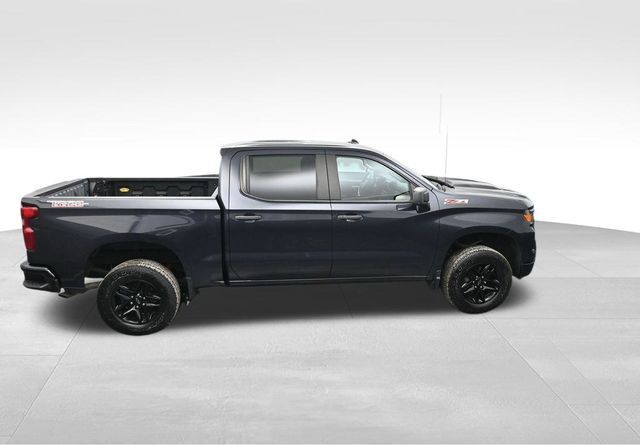2022 Chevrolet Silverado 1500 4WD Crew Cab Short Bed Custom Trail Boss