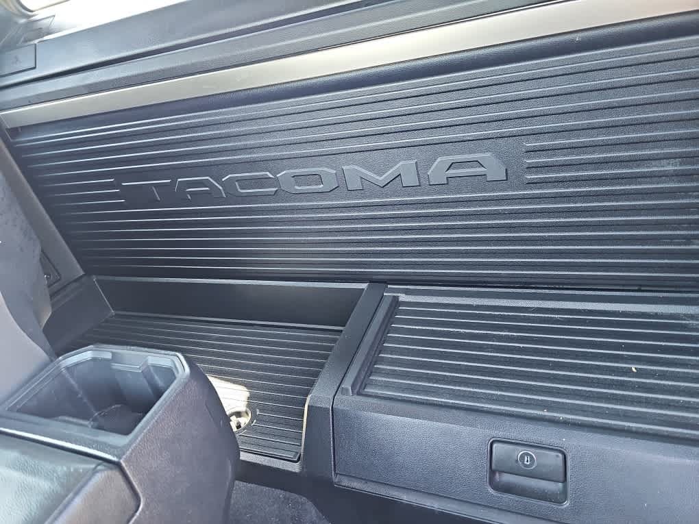 2024 Toyota Tacoma SR 2WD