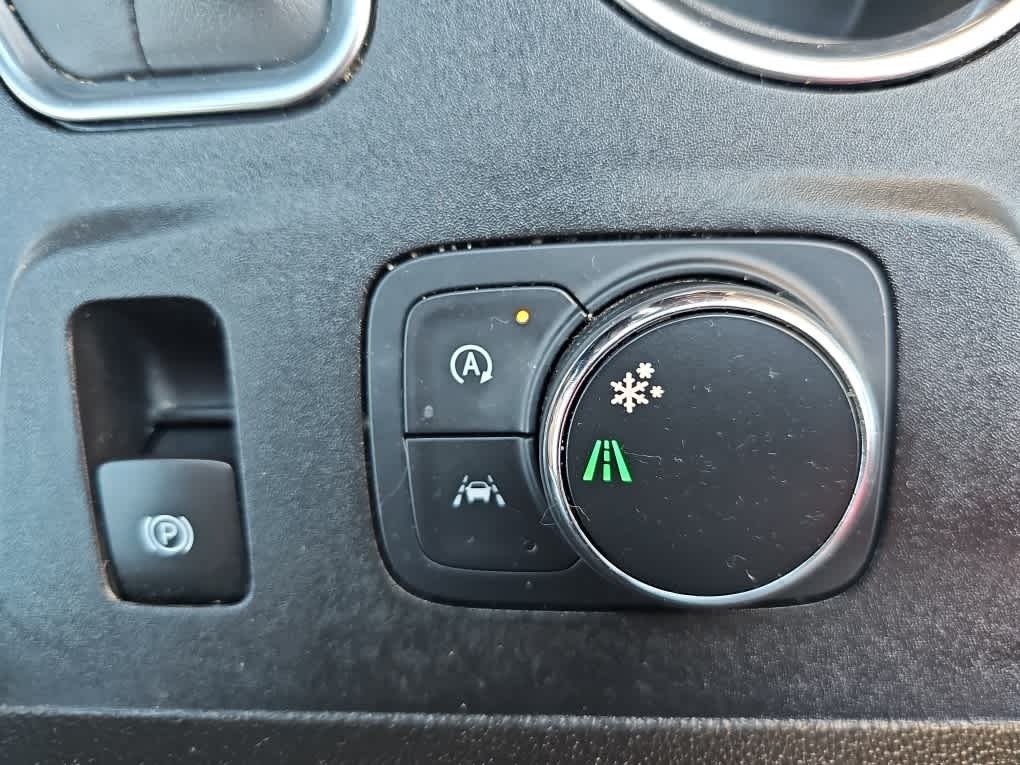 2024 Chevrolet Traverse Limited FWD LS