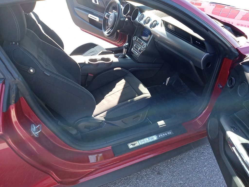 2020 Ford Mustang GT Fastback