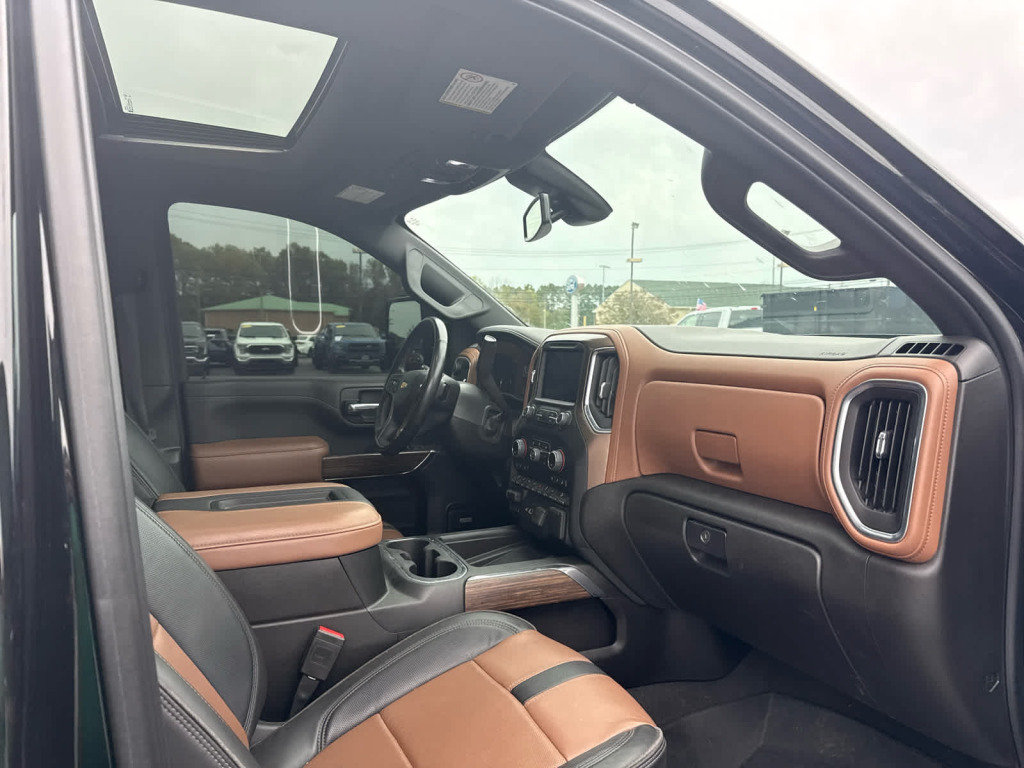2022 Chevrolet Silverado 2500HD 4WD Crew Cab Standard Bed High Country