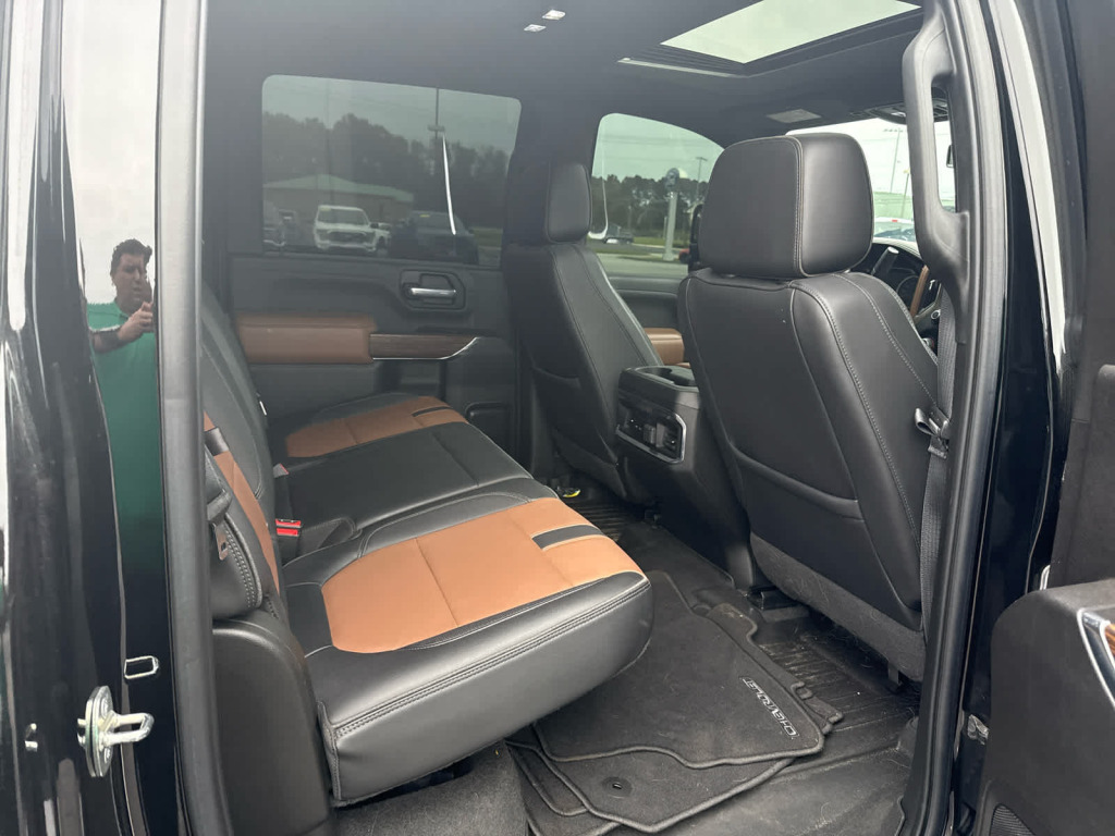 2022 Chevrolet Silverado 2500HD 4WD Crew Cab Standard Bed High Country