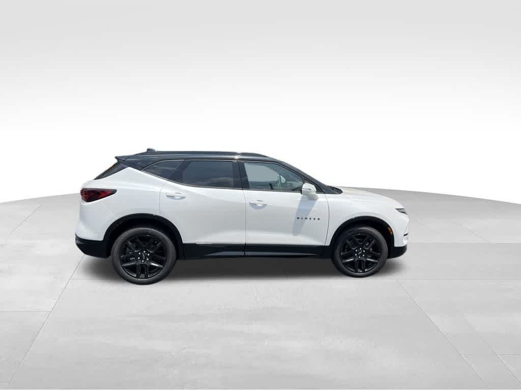 2025 Chevrolet Blazer FWD RS