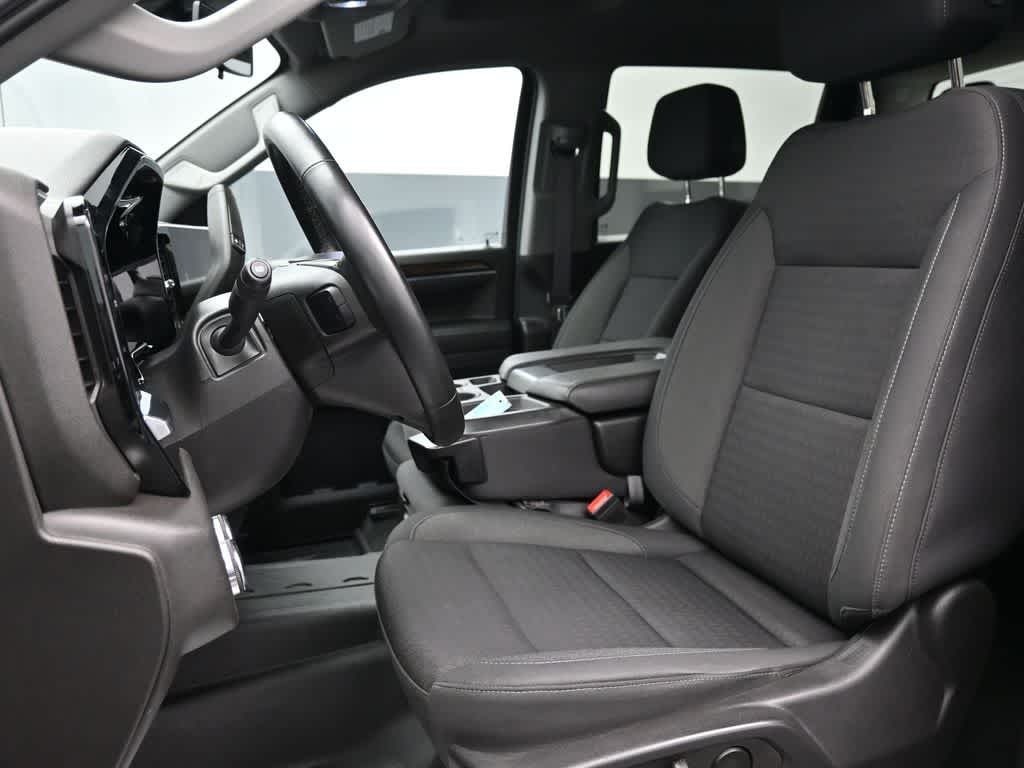 2023 GMC Sierra 1500 4WD Crew Cab Short Box SLE