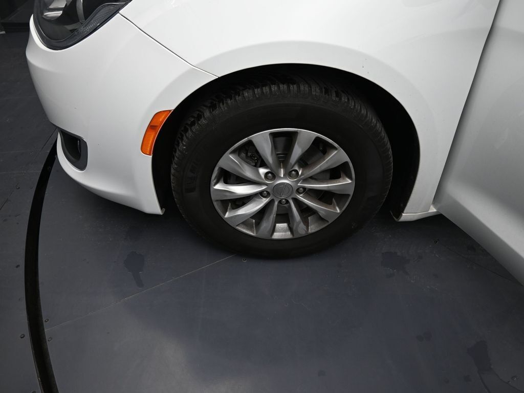2019 Chrysler Pacifica Touring Plus